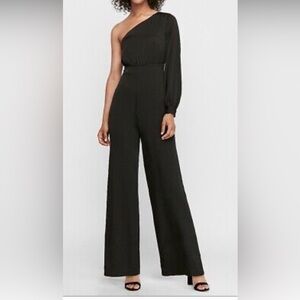 - Express one sleeve off shoulder jumpsuit size 4 side zip 2 button sleeve